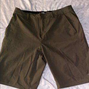 Reef men’s board shorts/ swimming trunks